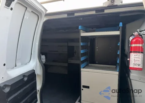 2015 Chevrolet Express G2500 from USA, damaged, VIN 1GCWGFCF5F1168924